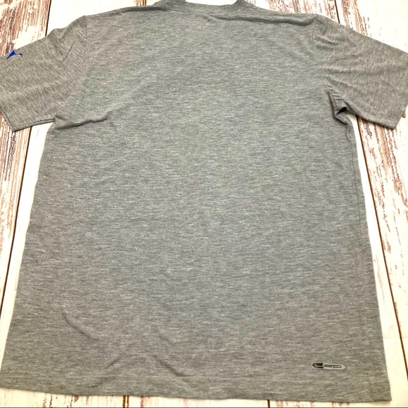 ❌📦SOLD📦❌Puma T-Shirt Sz Small Gray - Picture 5 of 5